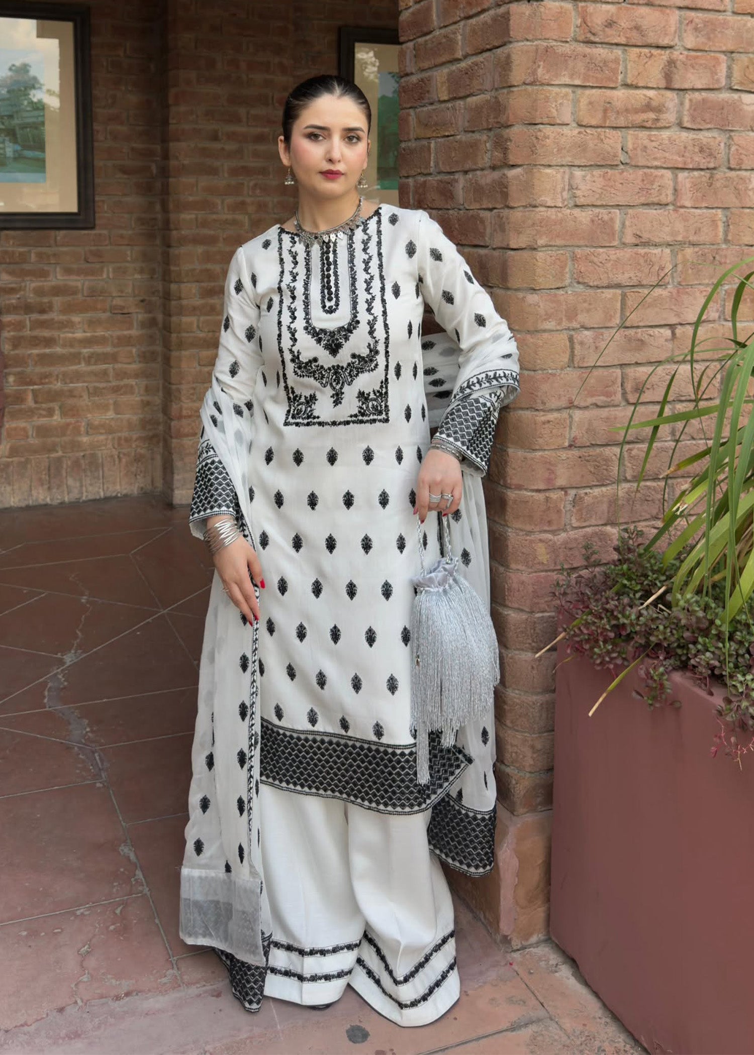 Ayesha Hayat - Kumari-